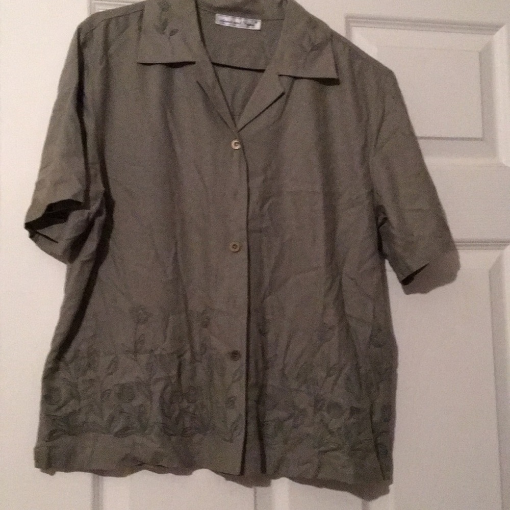 Green button up top